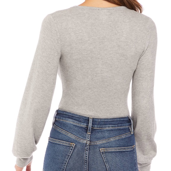 NWT Belle du Jour Long Sleeve V-Neck Bodysuit - Picture 2 of 4